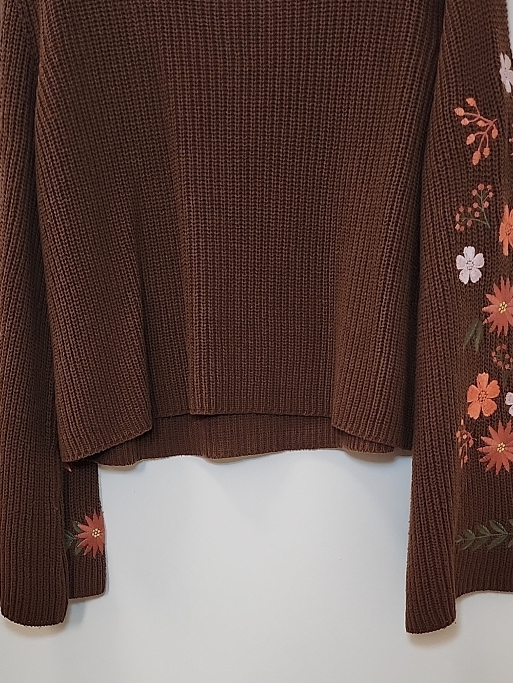 Francesca's Hailee embroidered pullover sweater colorful floral bell Sleeves L - Picture 9 of 14